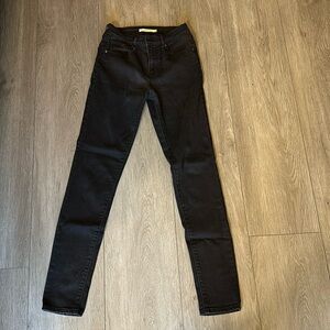 Levi’s High Rise Skinny Black Jeans